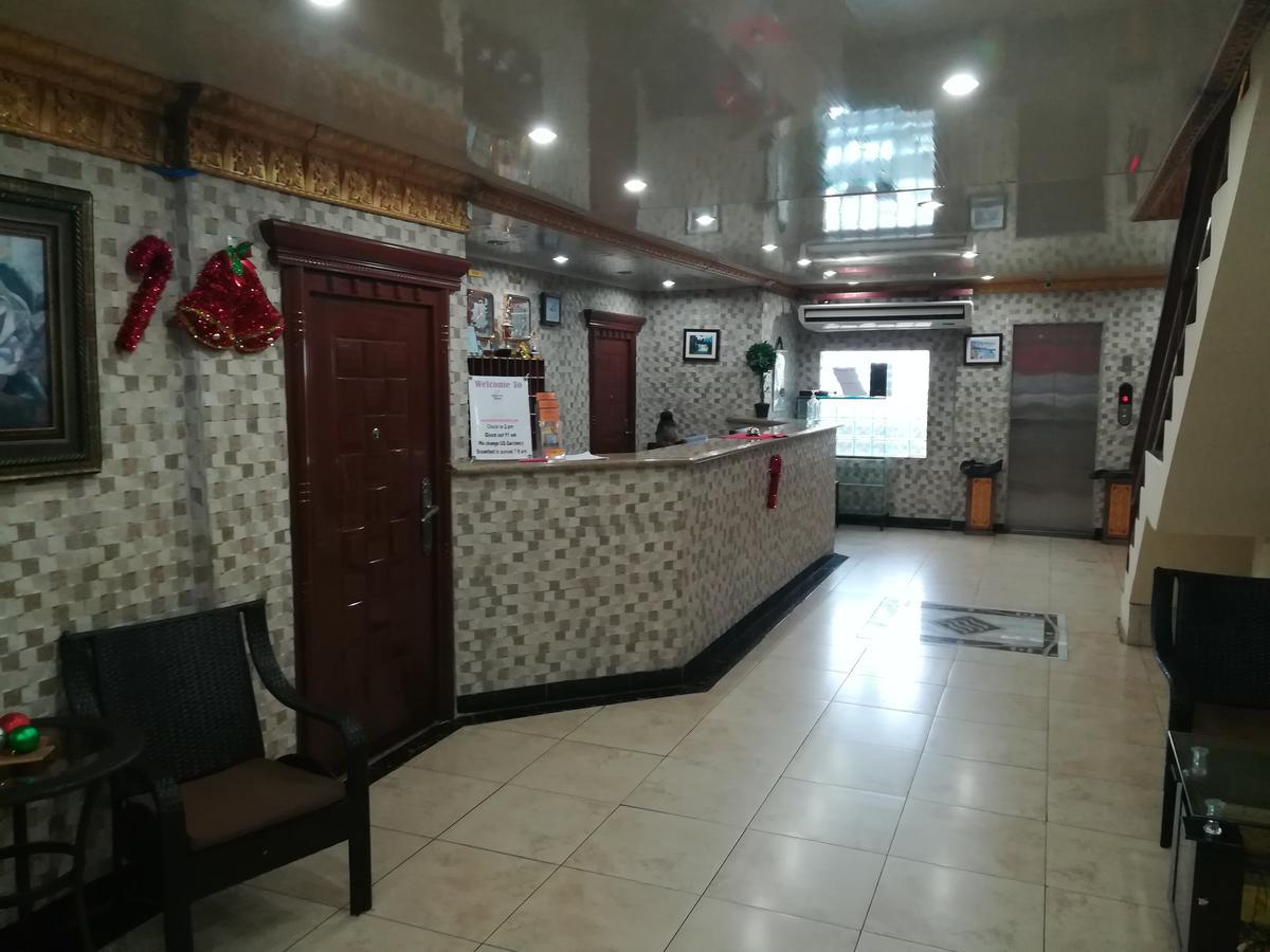 Metro Hotel Couva Exterior foto